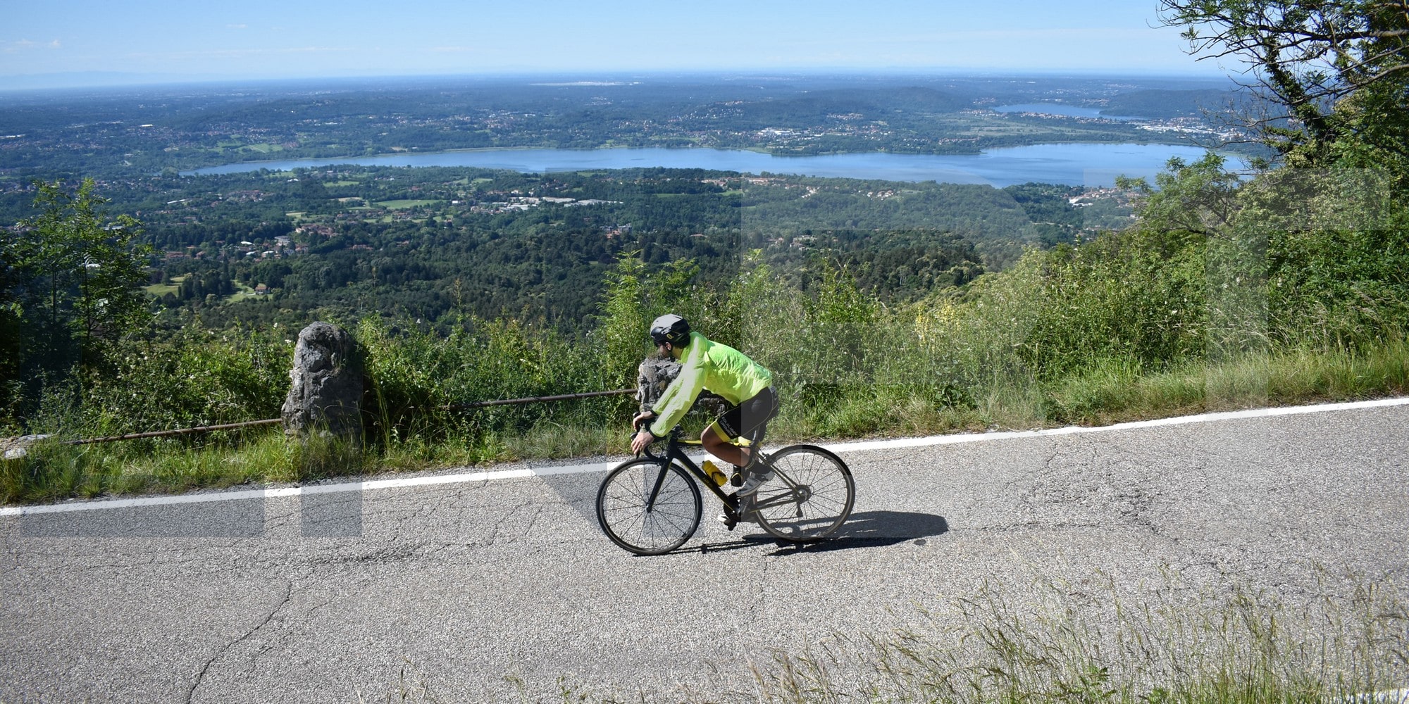 Swiss Lakes cycling experience