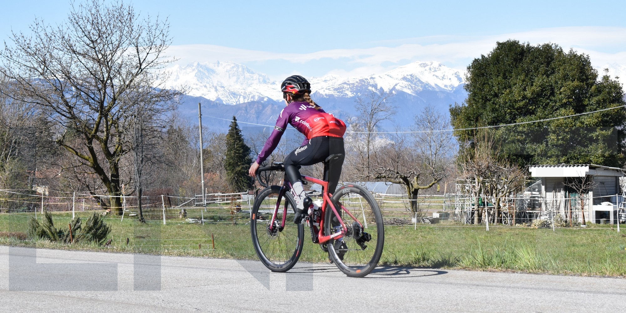  Women's cycling camp Swiss Italian Swiss Lakes